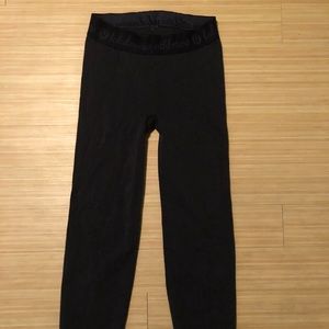 Lululemon thick cropped leggings